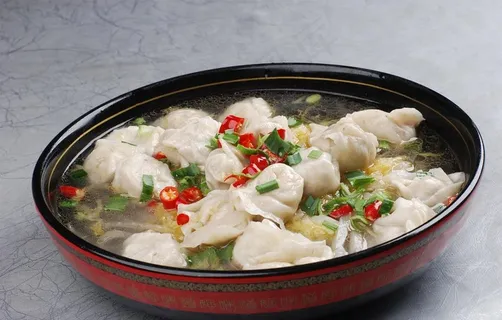乡酸萝卜鱼饺图片 乡酸萝卜鱼饺图片