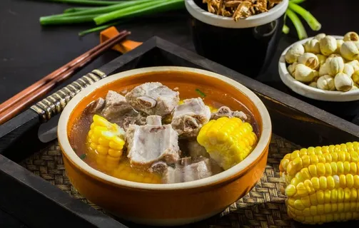玉米炖排骨图片 玉米炖排骨图片