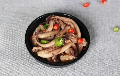 麻辣鱿鱼须图片 麻辣鱿鱼须图片