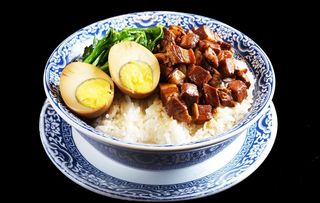 卤肉饭图片