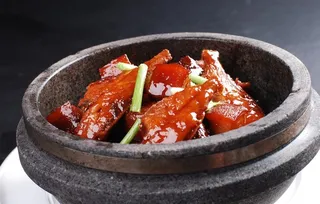 鱼干红烧肉图片