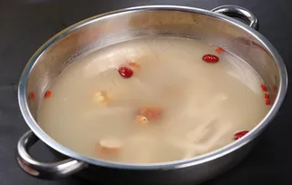 椰子鸡锅底图片