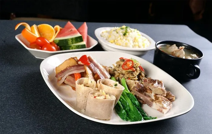 餐高山腊排饭图片