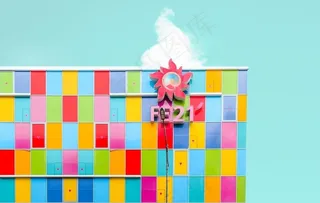五颜六色板块的房子图片