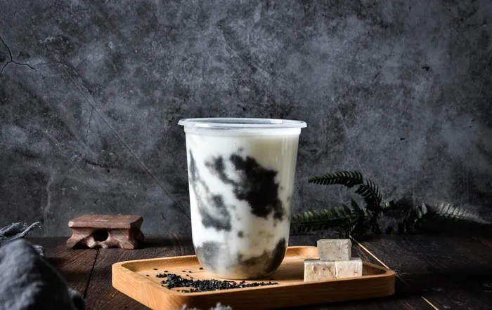 黑芝麻牛乳茶图片