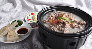 炖锅羊排羊肉图片