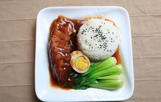 红烧肉盖饭图片