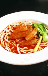 麻辣牛筋面图片 麻辣牛筋面图片
