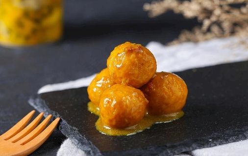 咖喱鱼丸 小吃 丸子 墨鱼丸图片