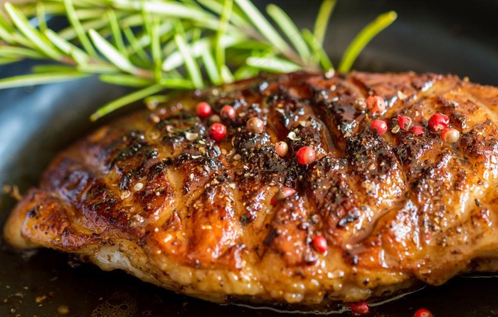 烤鸡胸肉图片