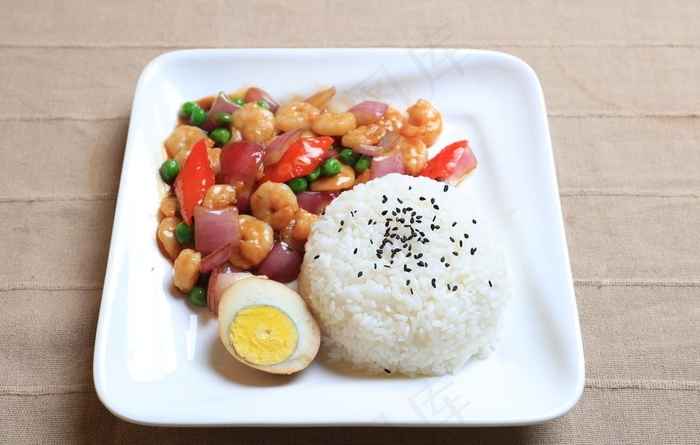 洋葱虾仁卤蛋盖饭图片