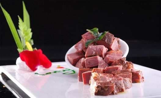 牛肉粒图片