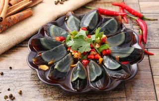 凉拌皮蛋  剁椒皮蛋 美食图片