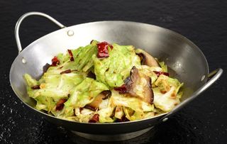 美食干锅手撕包菜摄影图图片