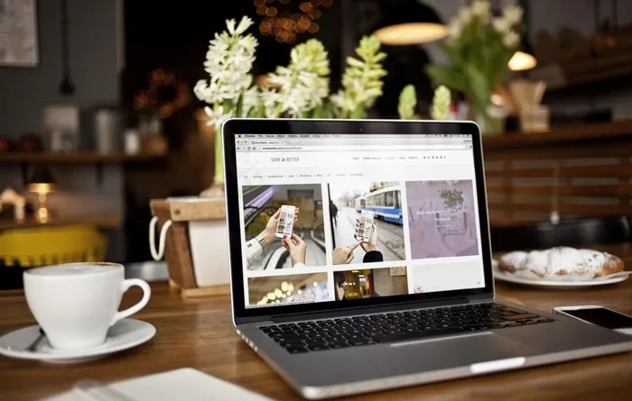 电脑样机图片(4000X2667(DPI:240))psd模版下载