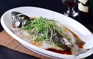 清蒸草鱼图片