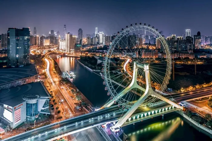 天津摩天轮夜景图片