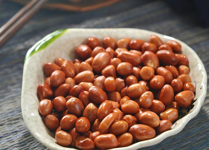 油酥花生米图片