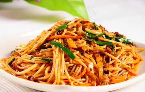 滇味炒米线图片 滇味炒米线图片