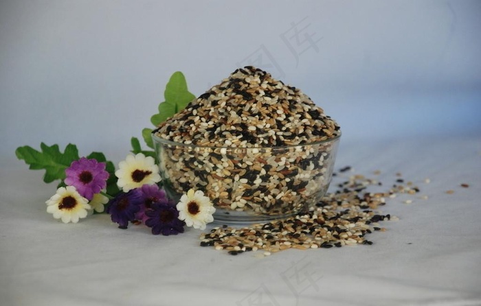 有机五彩米图片