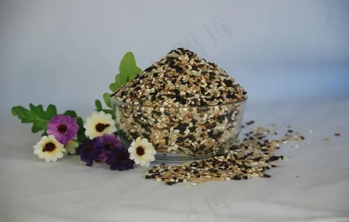 有机五彩米图片 有机五彩米图片