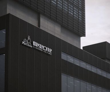 广告设计样机 喷绘广告 灯箱广图片