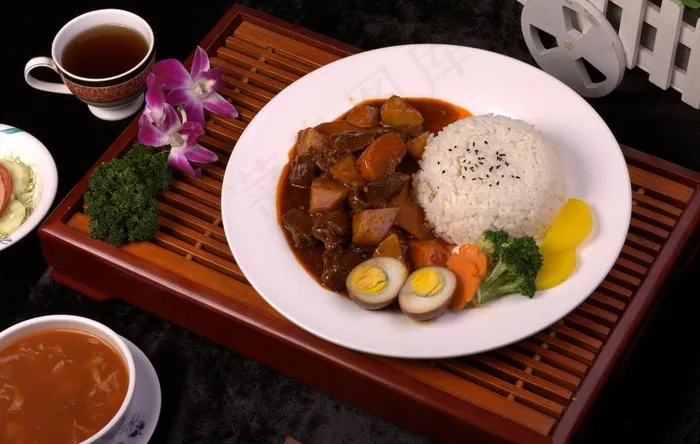 红烧牛肉饭图片