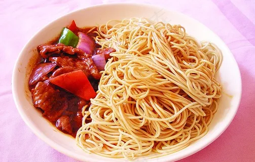 洋葱牛肉冷面图片 洋葱牛肉冷面图片