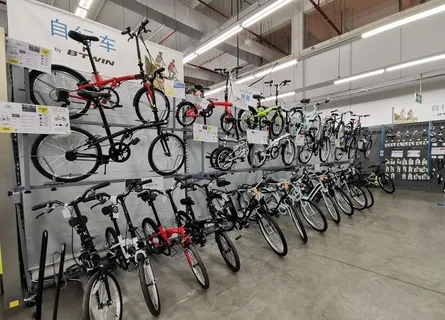 超市里的自行车图片