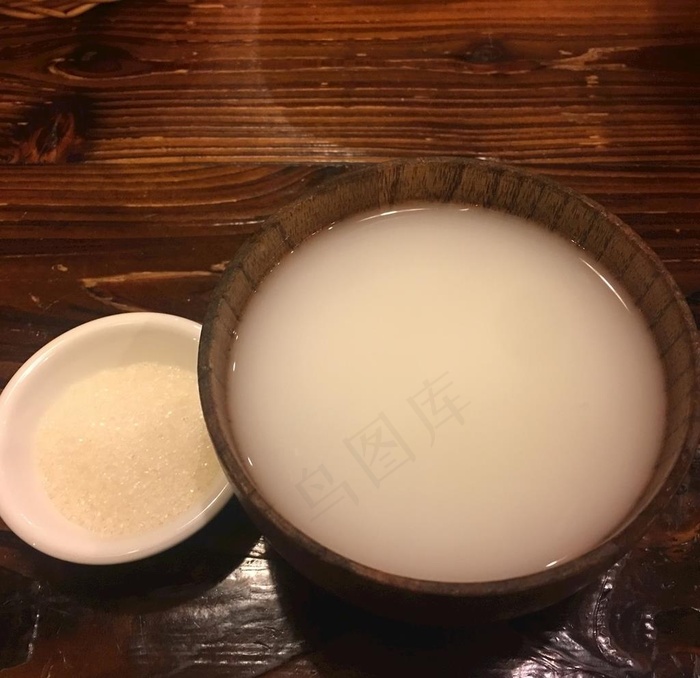 马奶酒图片