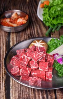 雪花牛肉粒图片 雪花牛肉粒图片