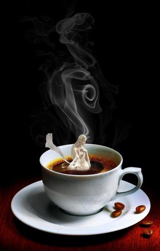 美女泡咖啡图片