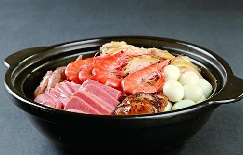 三鲜砂锅图片