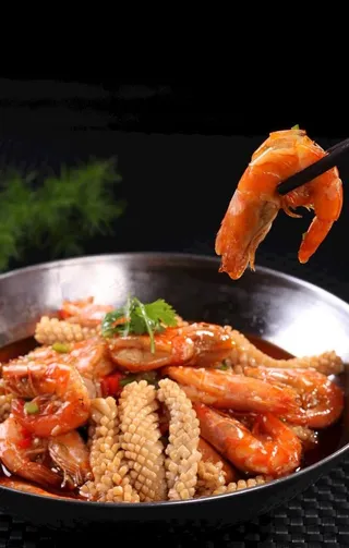 干锅鱿鱼虾图片