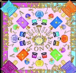 大牌方巾  范思哲图片