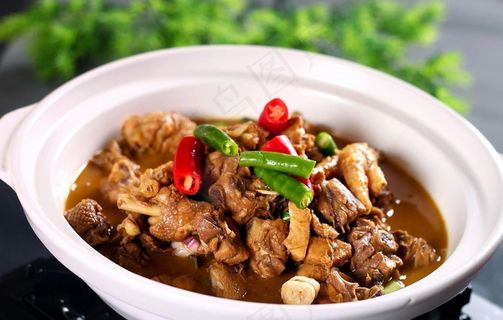 黄焖跑地鸡图片