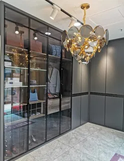 轻奢衣帽间灰色衣帽间图片 轻奢衣帽间灰色衣帽间图片