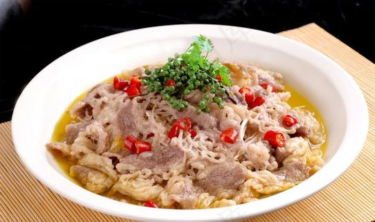 酸汤肥牛图片