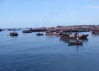 大海渔船图片