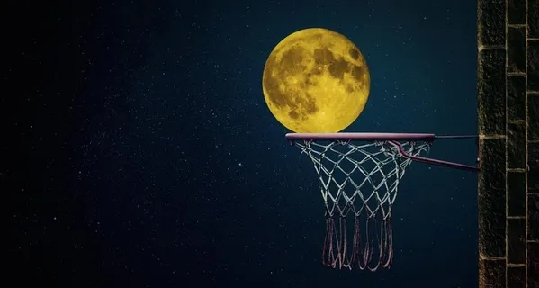 篮球 月亮 篮筐 蒙太奇图片