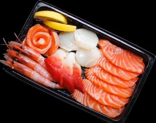 三文鱼海鲜刺身图片