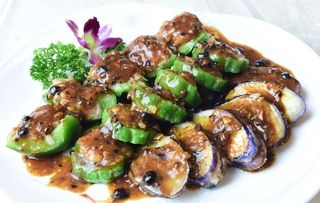 农家煎酿三宝  肉酱淋煎酿三宝图片