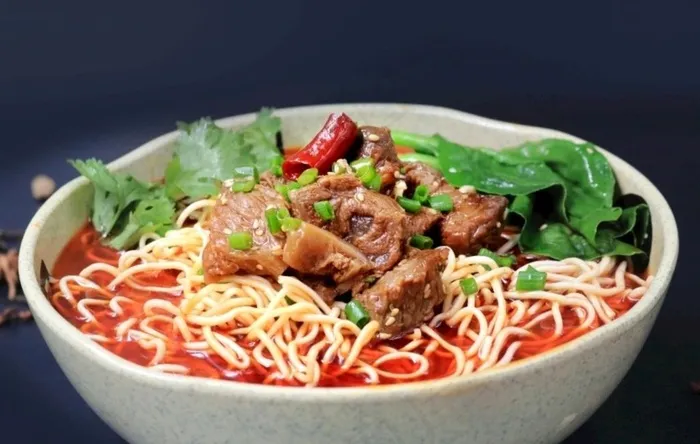 襄阳牛肉面图片