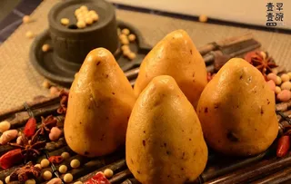 壹早壹碗窝头图片