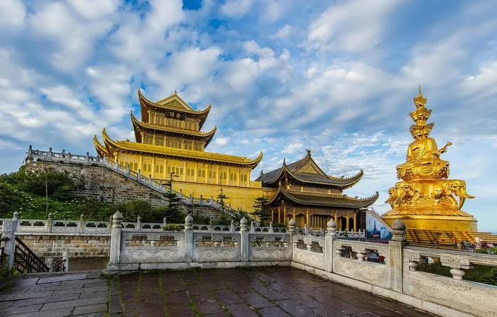 峨眉山图片