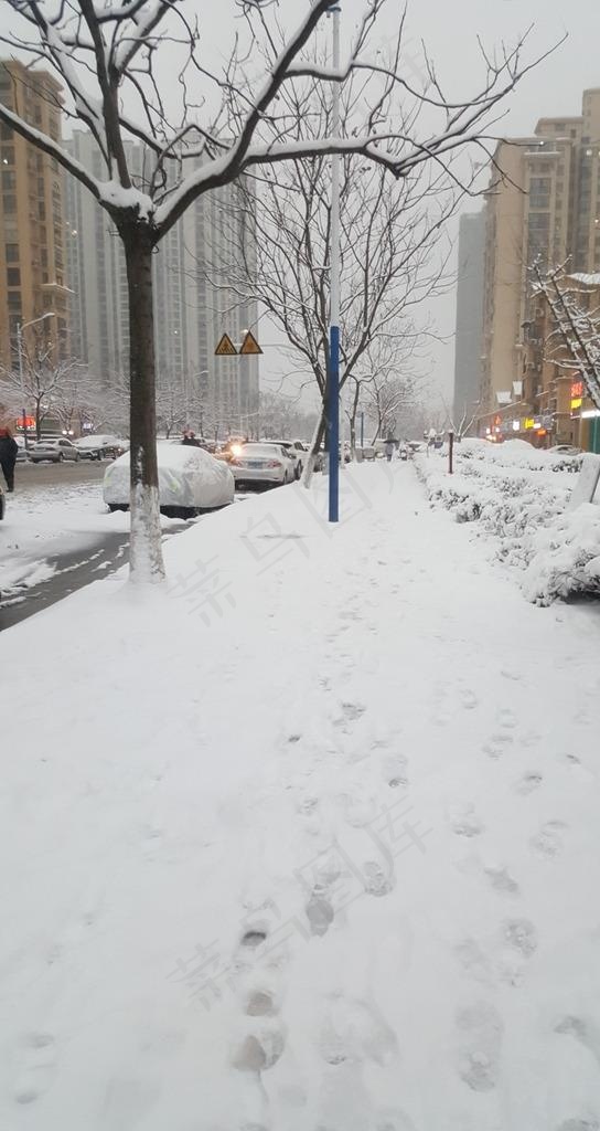 城市雪景图片