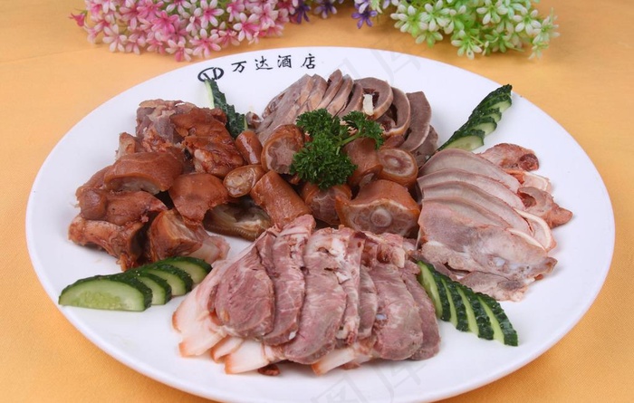 熏酱拼盘图片