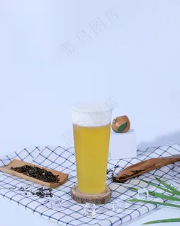 芝士绿茶奶盖图片