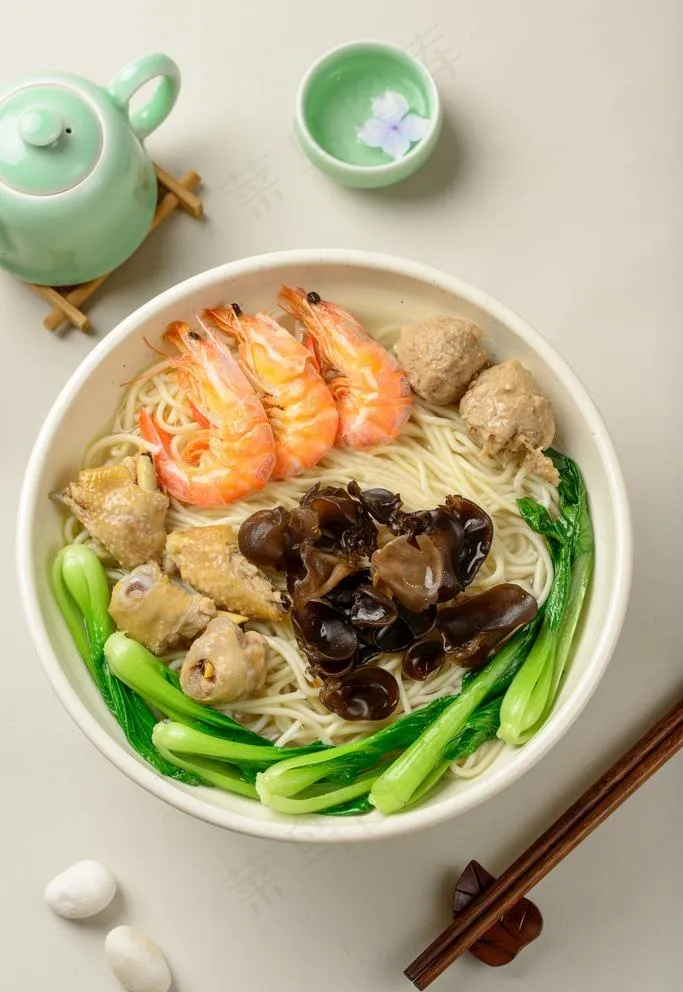 三鲜面图片