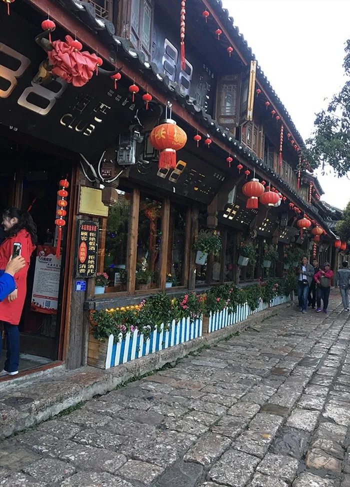 丽江酒吧图片